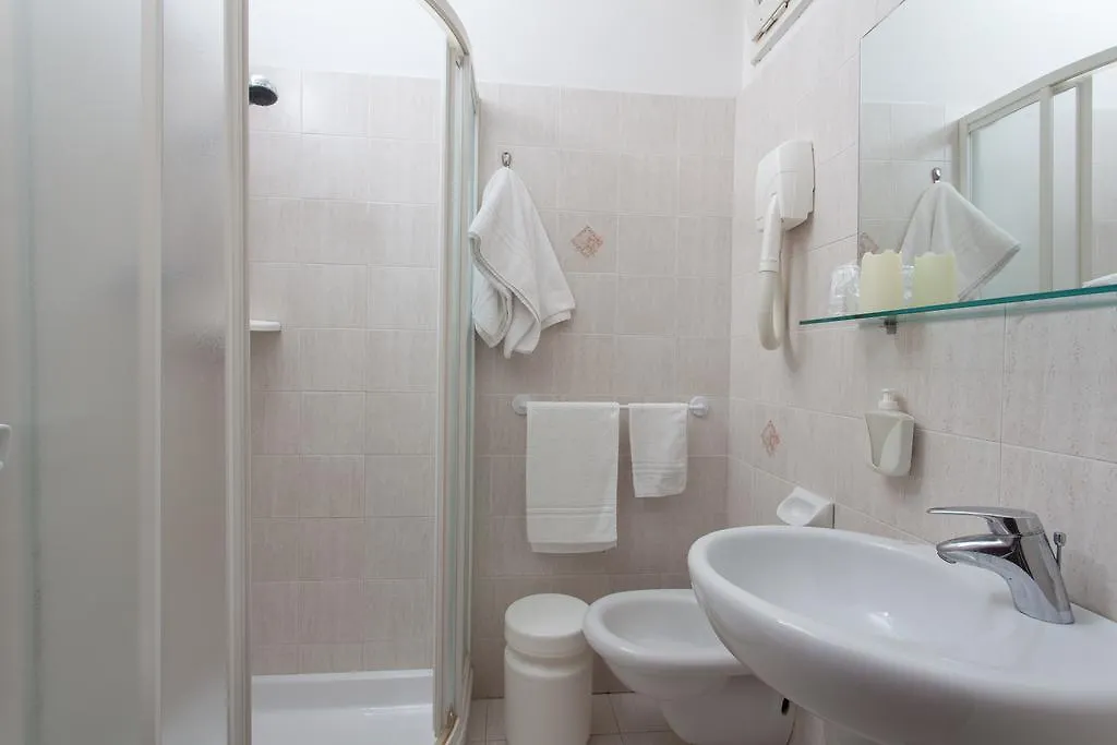 Hotel Santa Martina Villamarina 3*,  Italia