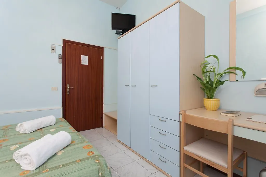 Hotel Santa Martina فيلا مارينا 3*, فيلا مارينا إيطاليا