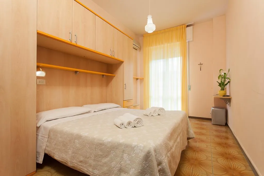 Hotel Santa Martina فيلا مارينا