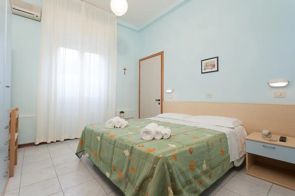 Hotel Santa Martina فيلا مارينا