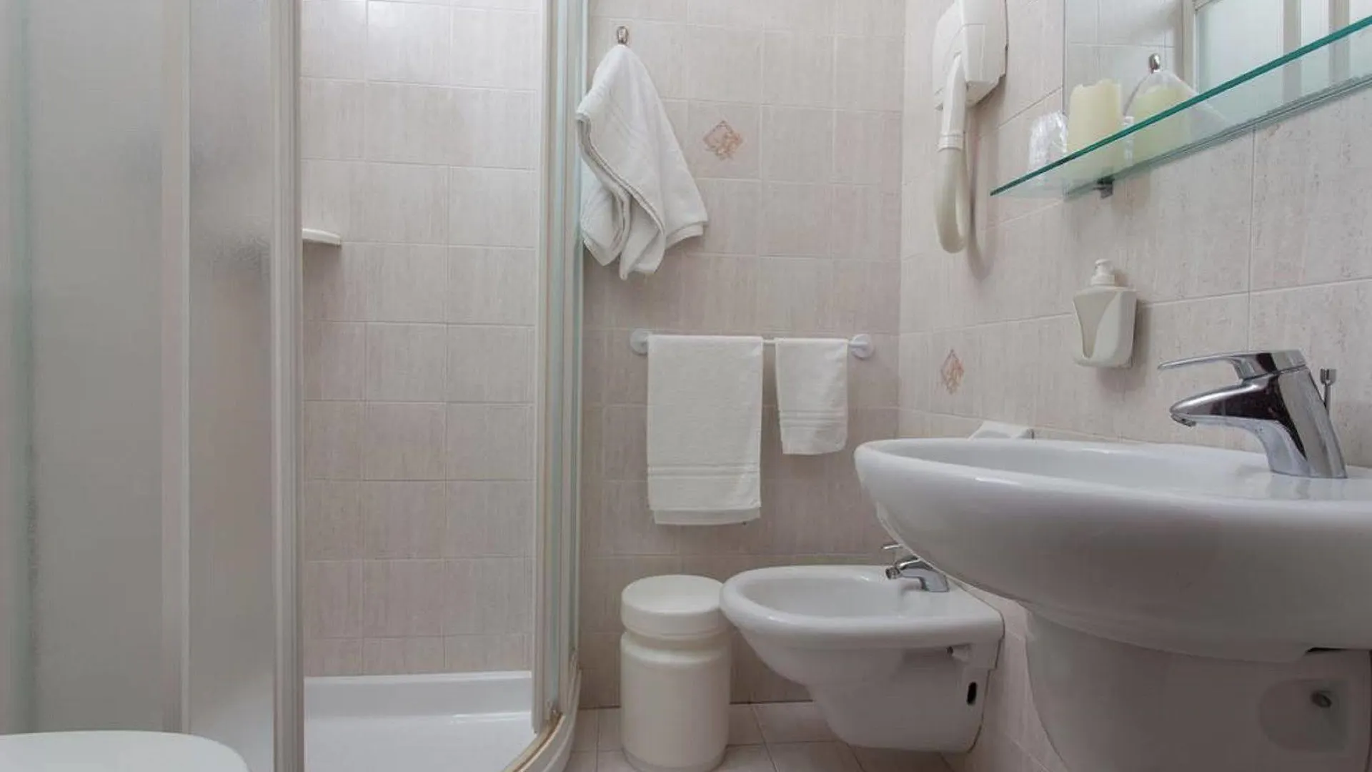 Hotel Santa Martina Villamarina